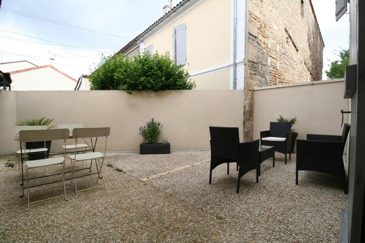 L'Appartement Terrasse Angouleme Exterior photo